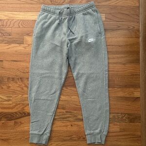 Nike Mens Heather Gray Joggers